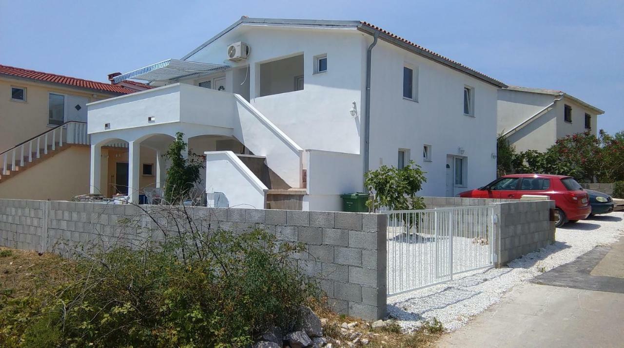 Apartment Nena Vir Εξωτερικό φωτογραφία